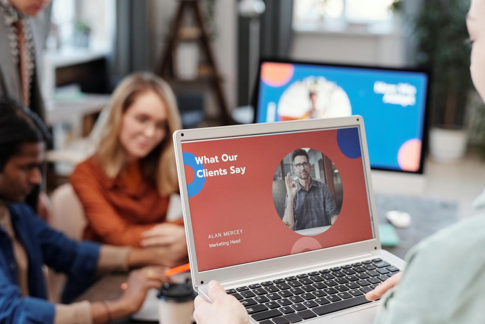 Bisnis Offline yang Wajib Masuk Online