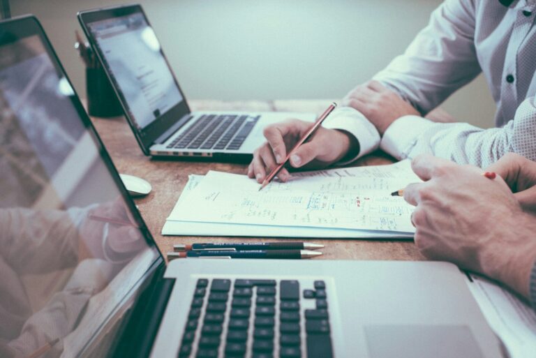 Website Company Profile: Isinya Apa Saja?